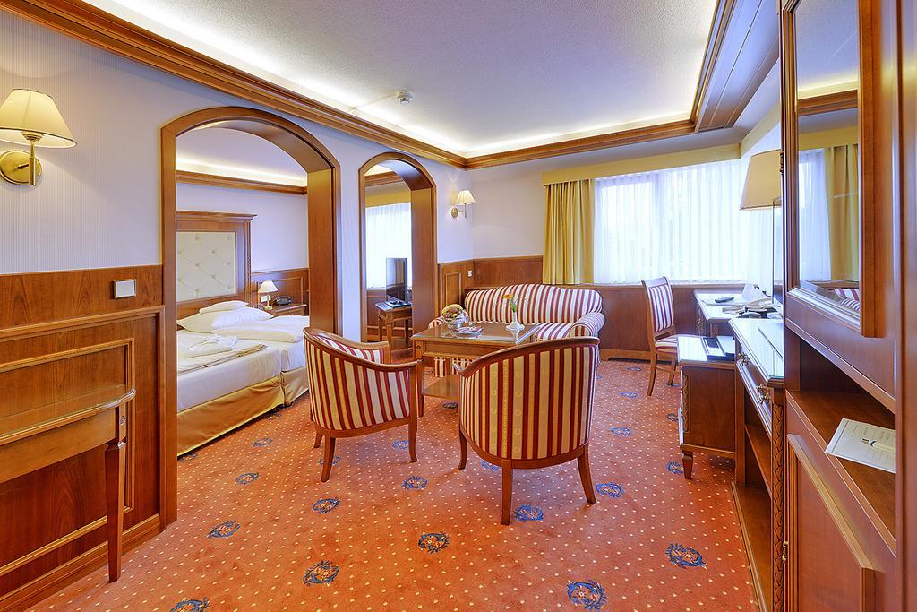 Parkhotel Stader Hof Extérieur photo