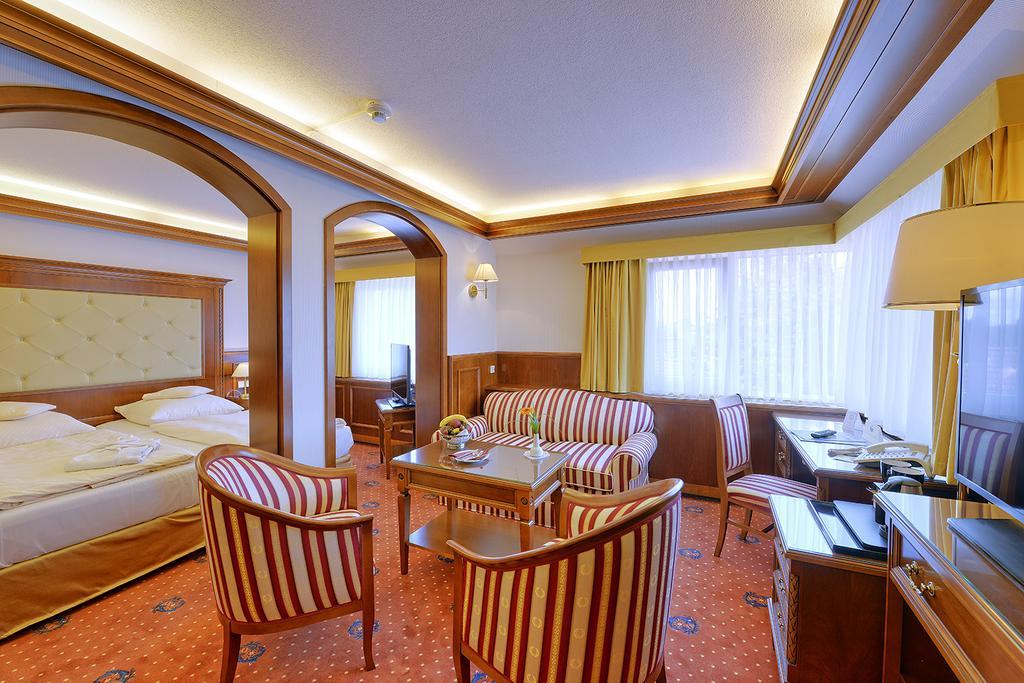 Parkhotel Stader Hof Extérieur photo