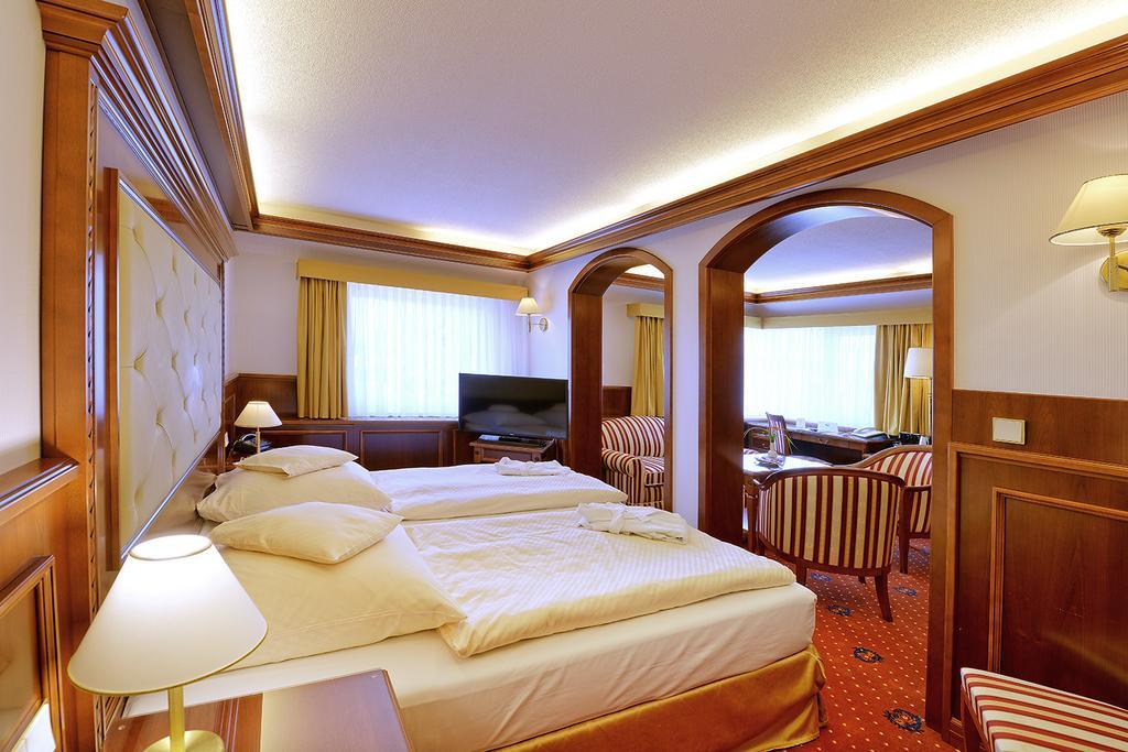 Parkhotel Stader Hof Extérieur photo